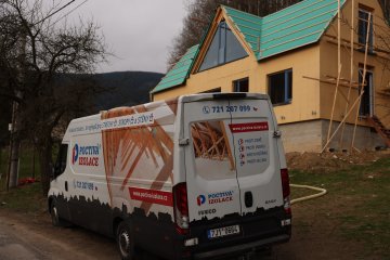 Jak se postarat o izolaci během stavby a po stavbě domu